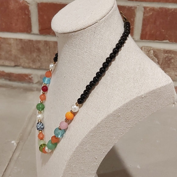 Colorful Necklace - Picture 3 of 9